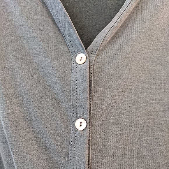 Teal Sleeveless Green Envelope Tie Front Tank - Picture 6 of 7